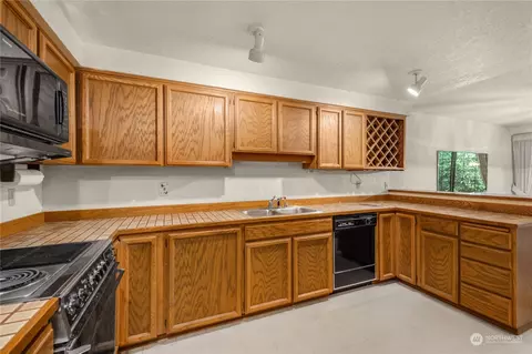1805 Village Green Dr #2, Mill Creek, WA 98012 photo 7