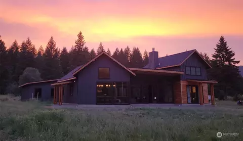 311 Big Creek Rd, Cle Elum, WA 98922