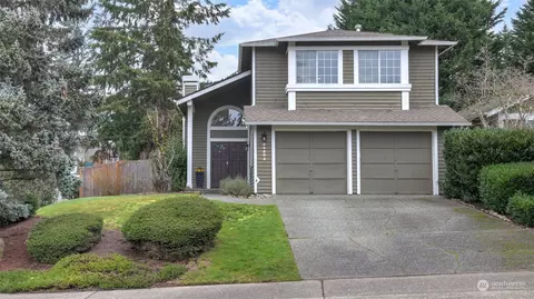 24202 SE 38th Pl, Issaquah, WA 98029