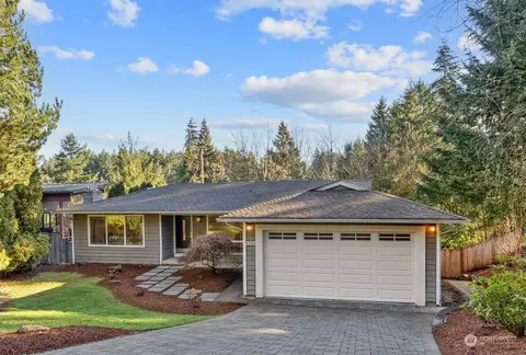 3020 128 Ave NE, Bellevue, WA 98005