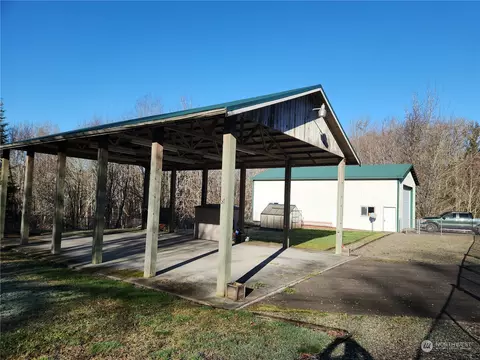 533 E Agate Loop Rd, Shelton, WA 98584