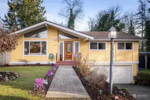 17322 95th Ave NE, Bothell, WA 98011