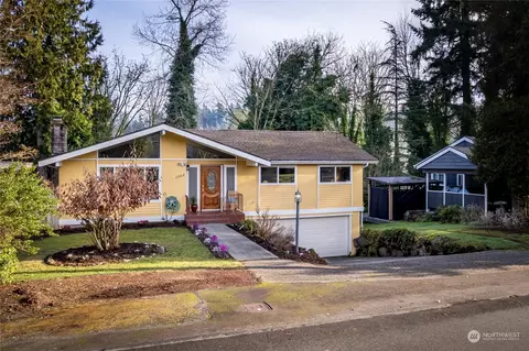 Exterior - 17322 95th Ave NE, Bothell, WA 98011 photo 3 of 3