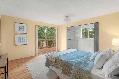 Bedroom - 17322 95th Ave NE, Bothell, WA 98011 photo 2 of 8
