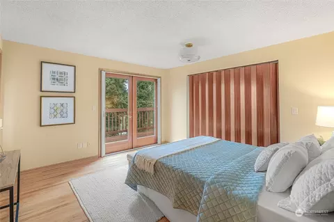 Bedroom - 17322 95th Ave NE, Bothell, WA 98011 photo 1 of 8