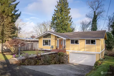 Exterior - 17322 95th Ave NE, Bothell, WA 98011 photo 2 of 3