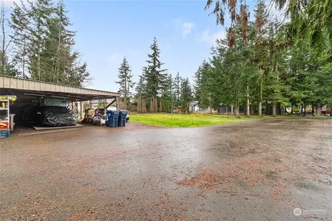 Exterior - 6968 Plum Tree Pl, Everson, WA 98247 photo 4 of 10