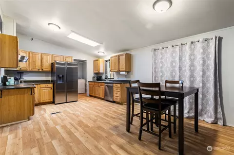 Kitchen - 6968 Plum Tree Pl, Everson, WA 98247 photo 1 of 2