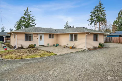 1519 Aberdeen Ave NE, Renton, WA 98056
