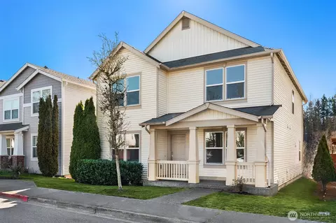 2529 NE 1st St, Renton, WA 98056