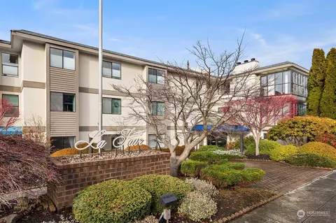 201 3rd Ave N #209, Edmonds, WA 98020