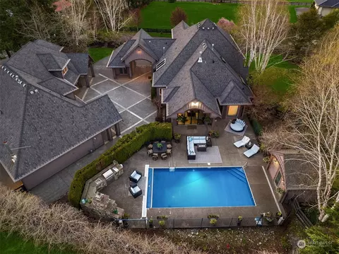 21860 244th Ave SE, Maple Valley, WA 98038