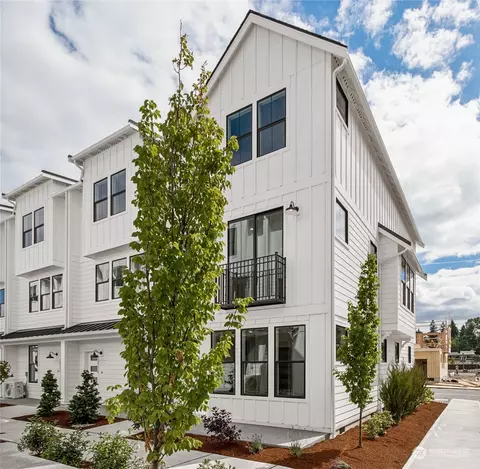 12751 121st Street Ct E #96, Puyallup, WA 98374