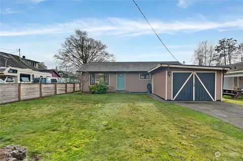 1111 W Perry St, Aberdeen, WA 98520
