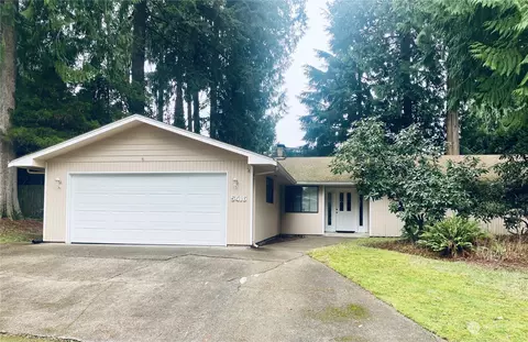 5416 Donnelly Dr SE, Olympia, WA 98501