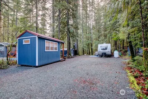 119 1 Jasper Trl, Deming, WA 98244