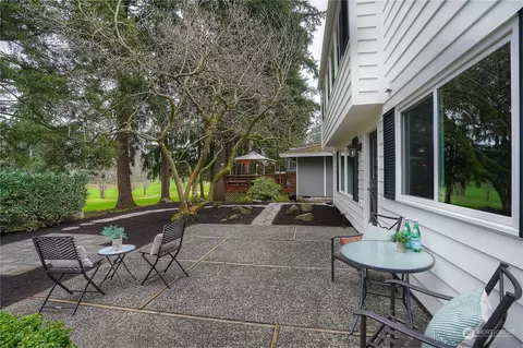 32520 30th Ave SW, Federal Way, WA 98023