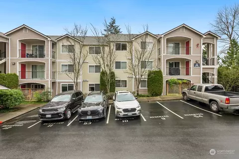 Exterior - 10709 Valley View Rd #A203, Bothell, WA 98011 photo 3 of 6