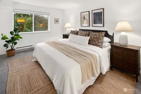 Bedroom - 10709 Valley View Rd #A203, Bothell, WA 98011 photo 3 of 5