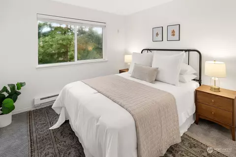Bedroom - 10709 Valley View Rd #A203, Bothell, WA 98011 photo 1 of 5