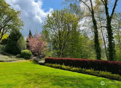 Exterior - 10709 Valley View Rd #A203, Bothell, WA 98011 photo 6 of 6