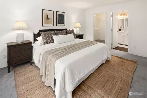 Bedroom - 10709 Valley View Rd #A203, Bothell, WA 98011 photo 5 of 5