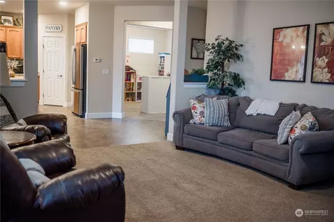 7329 Radius Loop SE, Lacey, WA 98513 photo 3