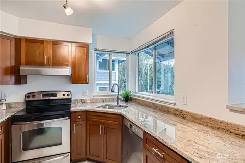Kitchen - 3924 243rd Pl SE #G302, Bothell, WA 98021 photo 3 of 3