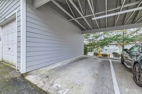 Exterior - 3924 243rd Pl SE #G302, Bothell, WA 98021 photo 1 of 5