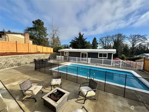 11251 Roseberg Ave S, Burien, WA 98168