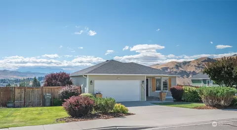 3954 NE Blueridge Dr, East Wenatchee, WA 98802