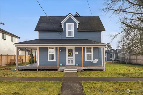 332 S Cottage St, Buckley, WA 98321