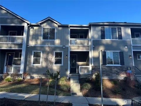 8663 35th St NE, Marysville, WA 98270
