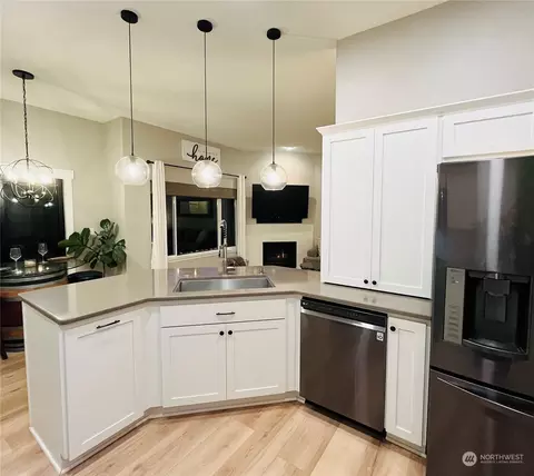 Kitchen - 205 Thompson Ave NW, Orting, WA 98360 photo 2 of 3