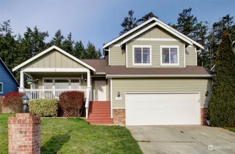 1594 NW Camellia Loop, Oak Harbor, WA 98277