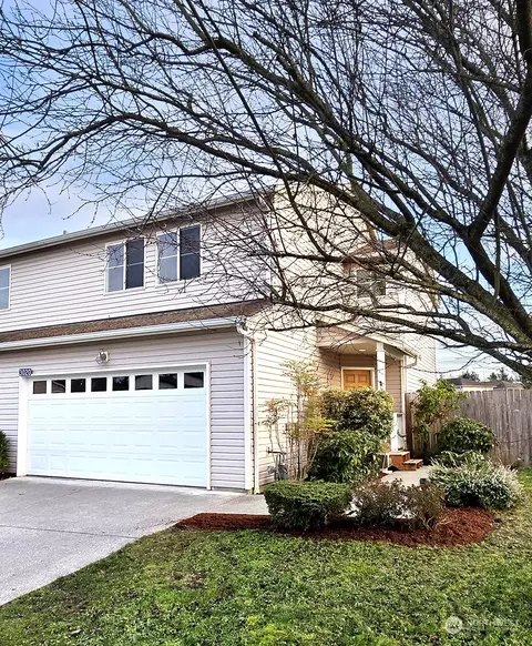 3020 Arbor St, Mount Vernon, WA 98273