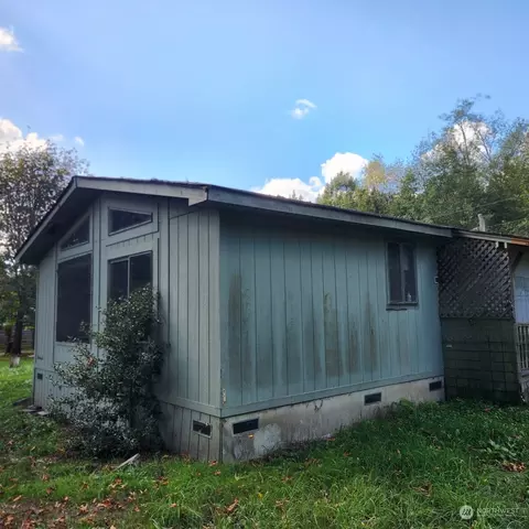 5361 Minard Rd W, Bremerton, WA 98312