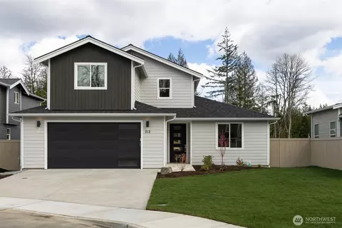 212 N 54th Pl, Mount Vernon, WA 98273