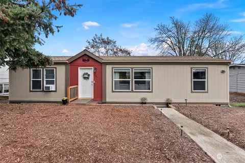108 N Cambrian Ave, Bremerton, WA 98312