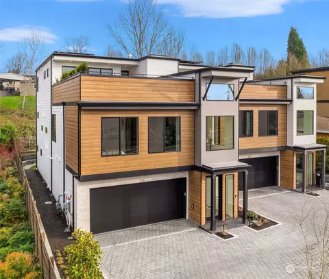770 State St S, Kirkland, WA 98033