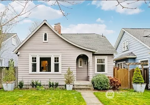 1627 44th Ave SW, Seattle, WA 98116