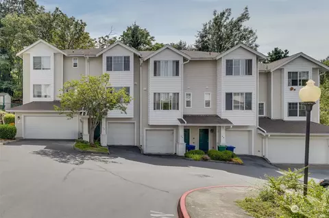 2300 Benson Rd S #F2, Renton, WA 98055