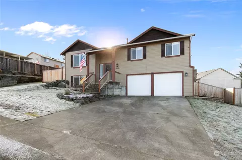 1408 196th Street Ct E, Spanaway, WA 98387