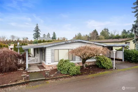 2500 Alder St #202, Milton, WA 98354