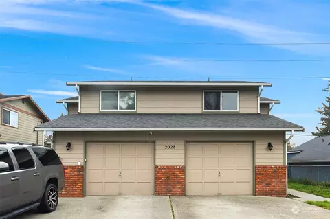 2028 Chestnut St #A & B, Everett, WA 98201