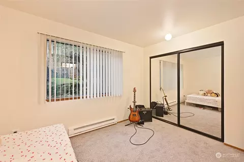 2251 NE Blakeley St, Seattle, WA 98105 photo 16