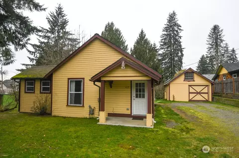 415 Henry St NE, Olympia, WA 98506