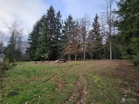 202 Nn 140th Ave SE, Kent, WA 98042