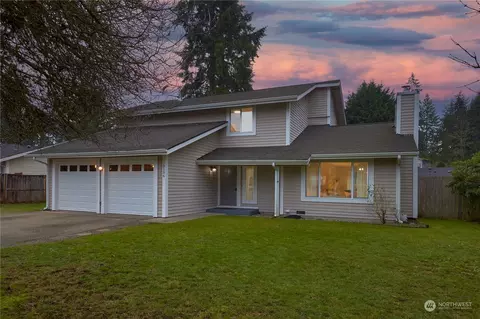 3136 SE Beechcrest Ct, Port Orchard, WA 98366
