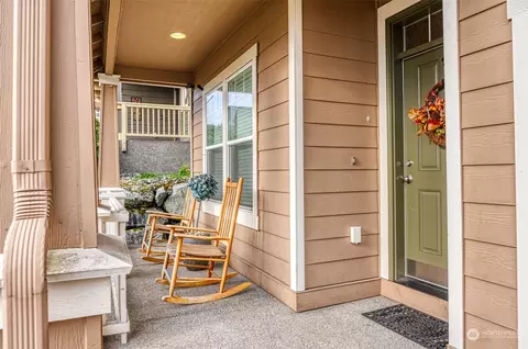 Exterior - 2009 201st St E, Spanaway, WA 98387 photo 4 of 5